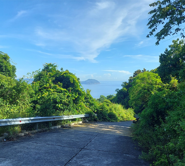 Monkey Mountain Cycling Tour Da Nang